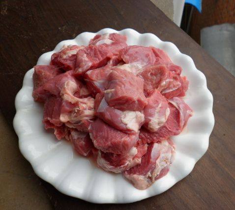 红焖牛肉火锅步骤2