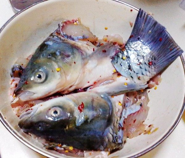 药膳片片鱼火锅步骤2