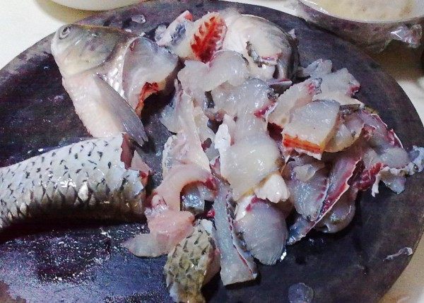 药膳片片鱼火锅步骤1
