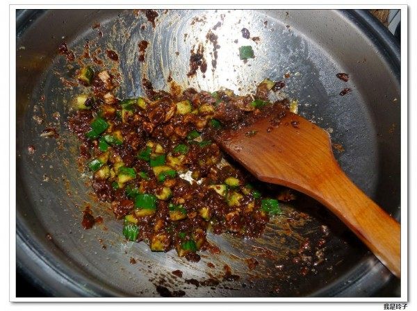 超级下饭麻椒肉酱步骤5