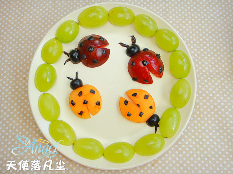 小瓢虫果盘步骤6
