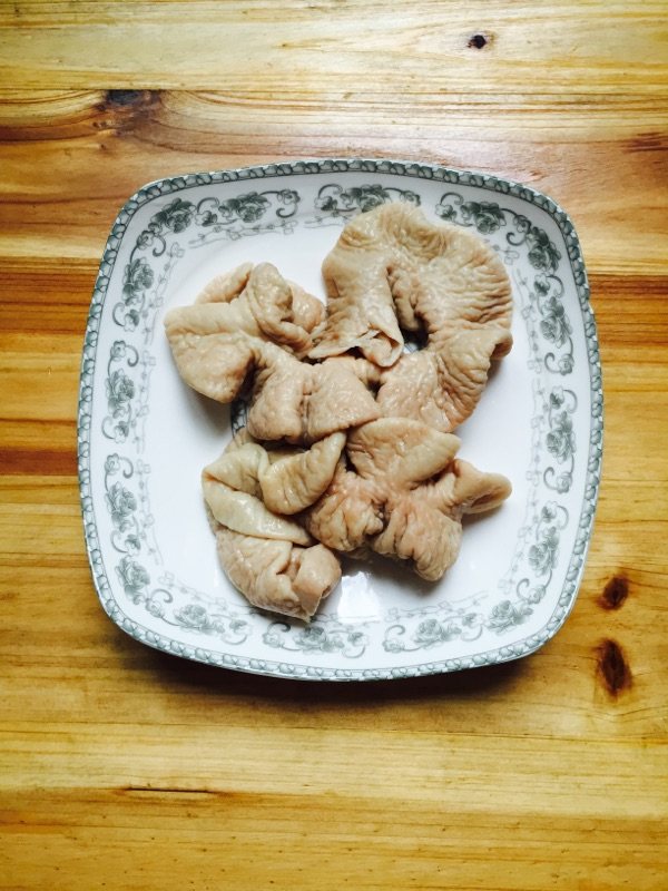 重庆辣子肥肠步骤1
