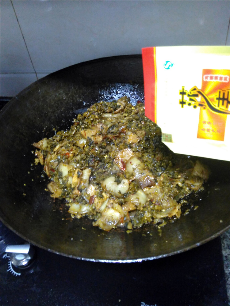 冬尖回锅肉步骤9