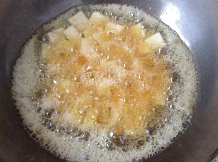 鱼香豆腐步骤1