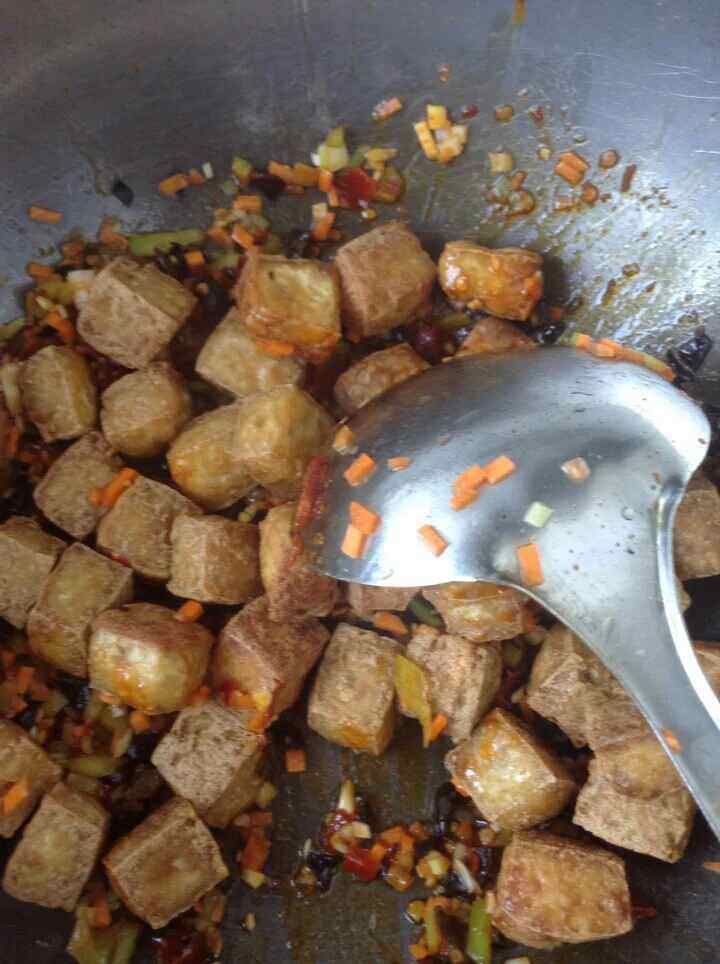 鱼香豆腐步骤7