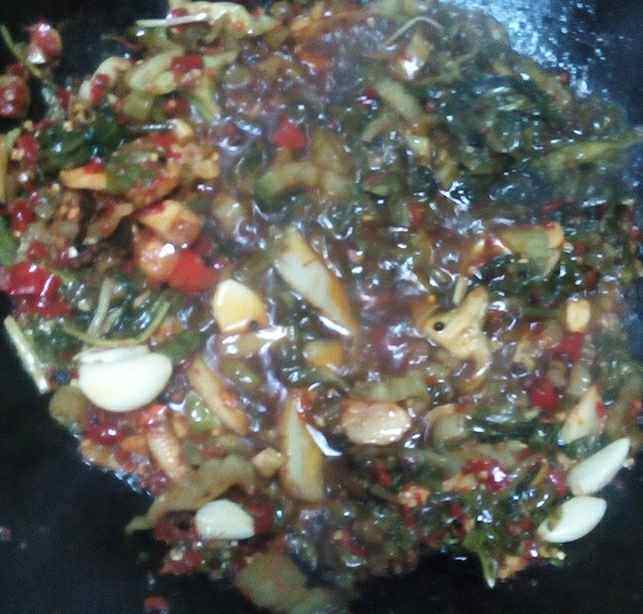 麻辣酸菜鱼步骤6