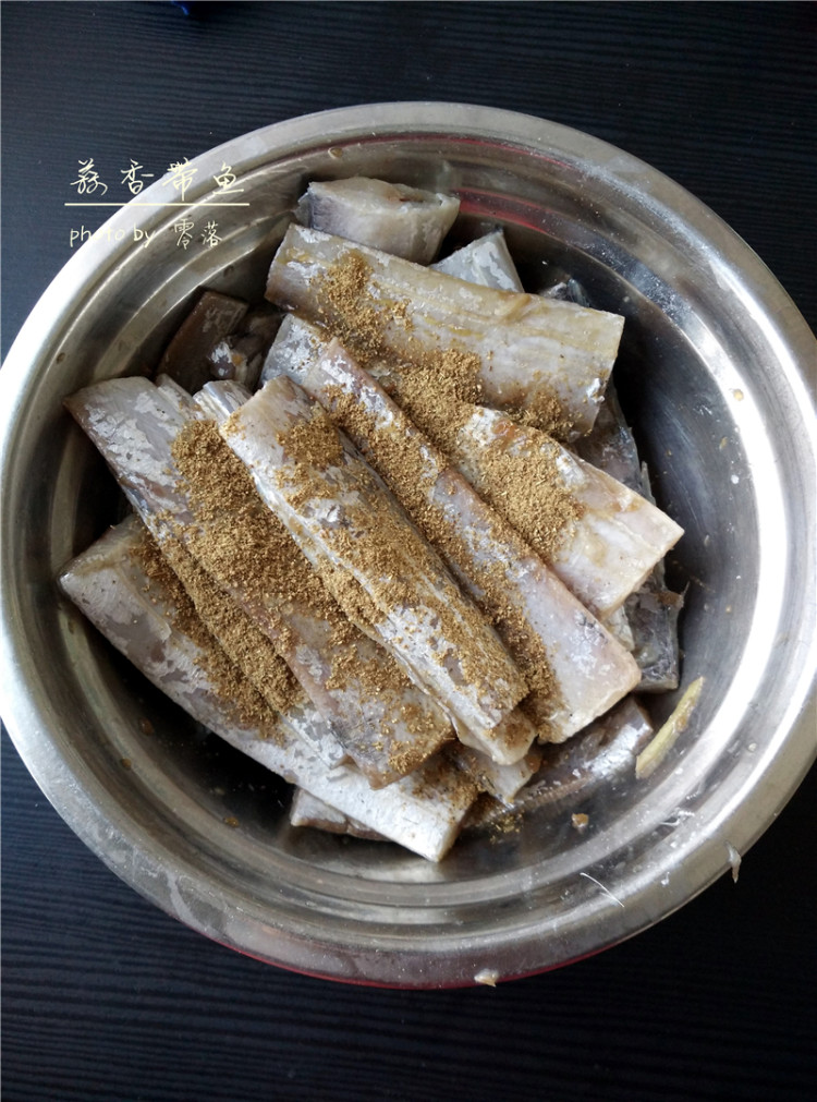 蒜香带鱼步骤3