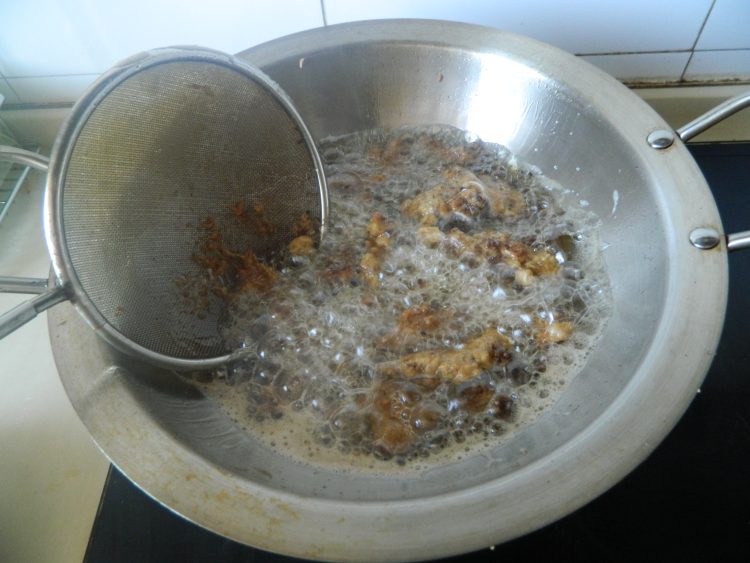 川味炸酥肉步骤13