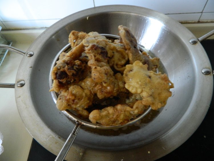川味炸酥肉步骤12