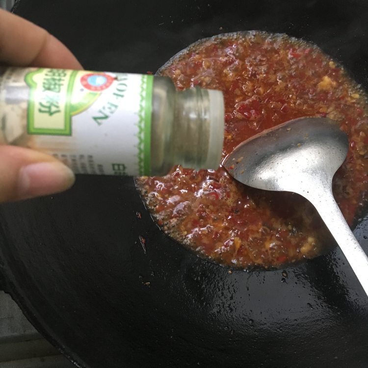 泡椒过水鲈鱼步骤11