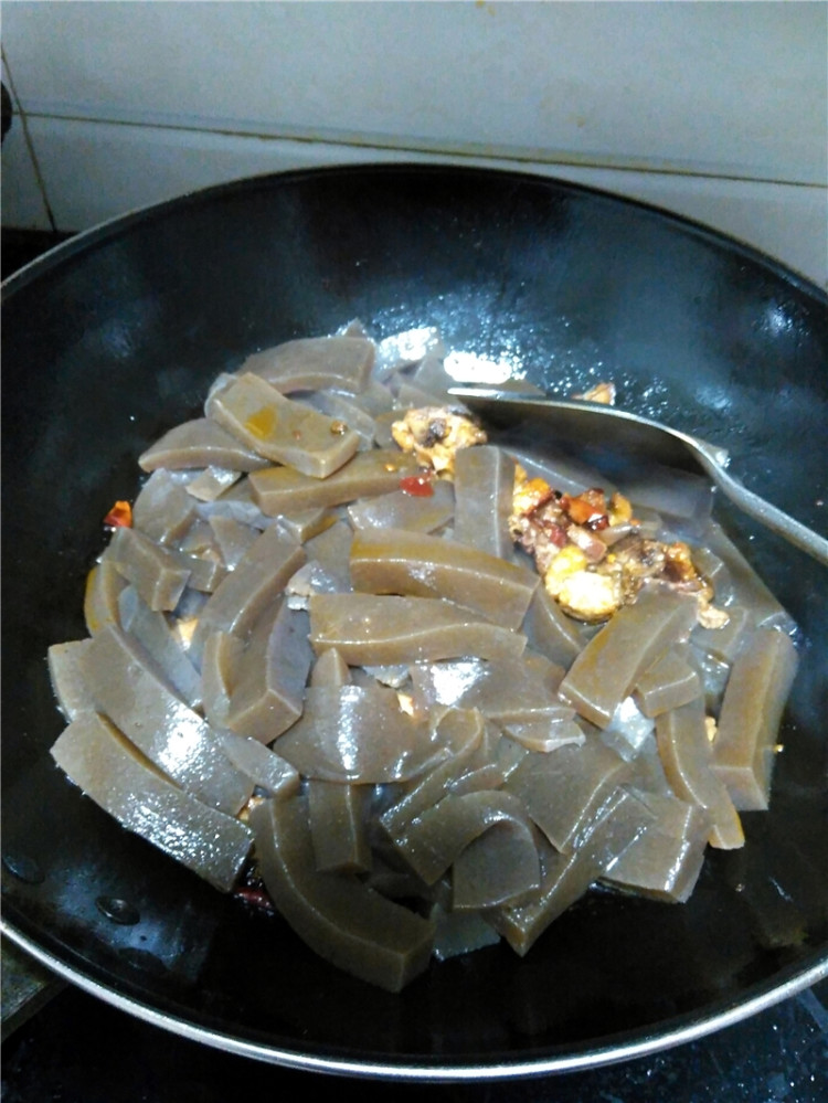 魔芋烧鸭步骤7
