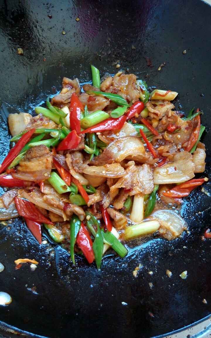 家常回锅肉步骤8