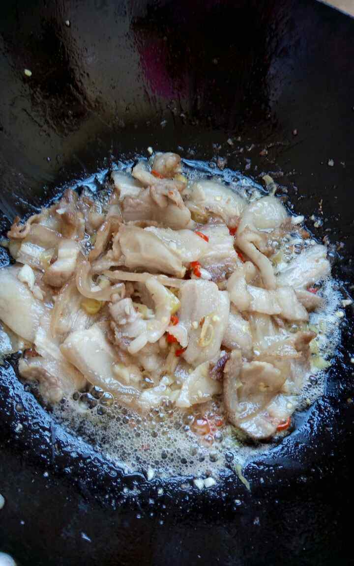 家常回锅肉步骤6