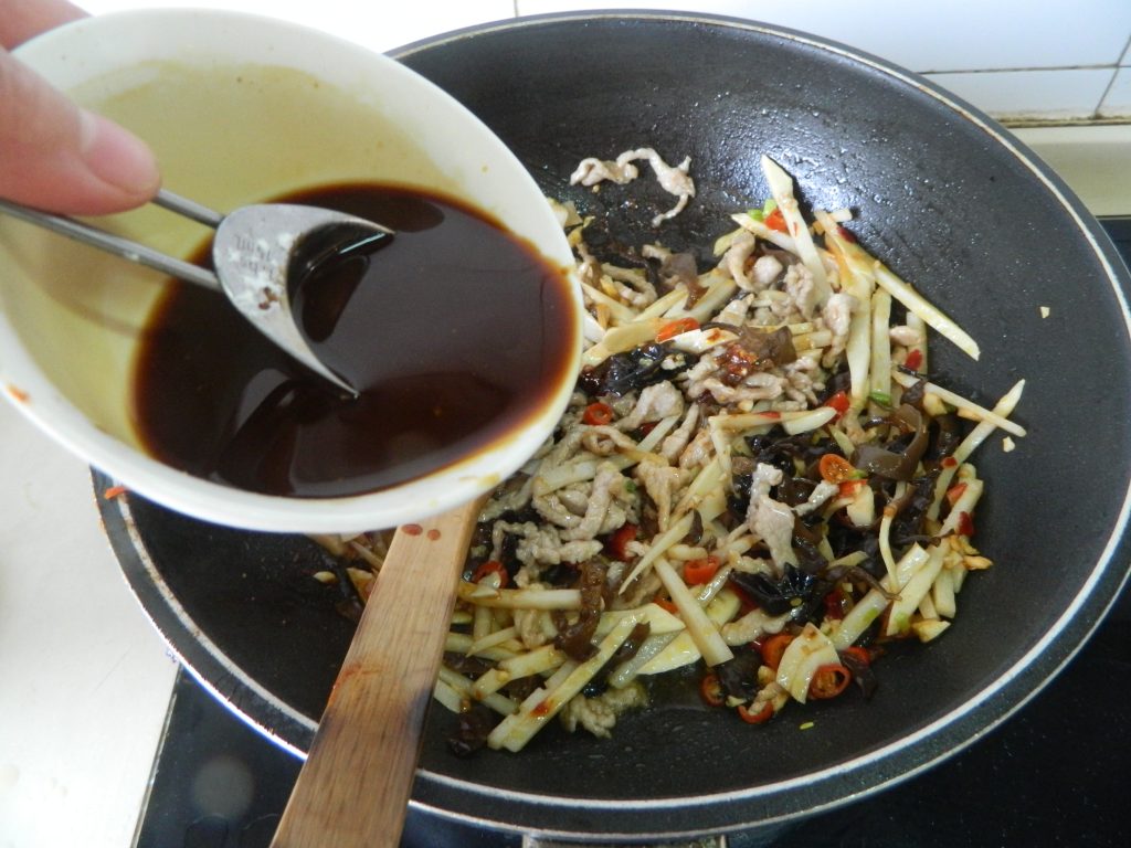 鱼香肉丝盖浇饭步骤10