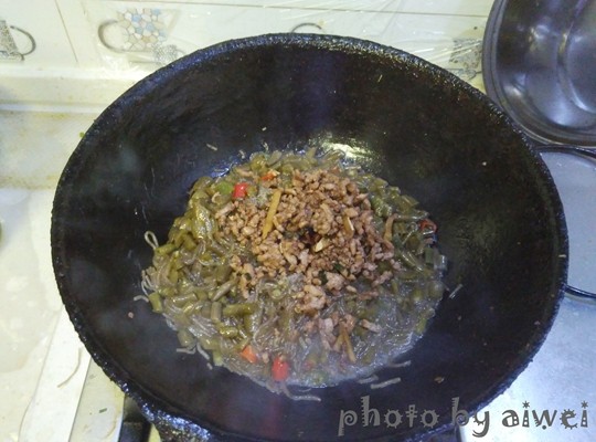 肉沫酸豆角粉条步骤12