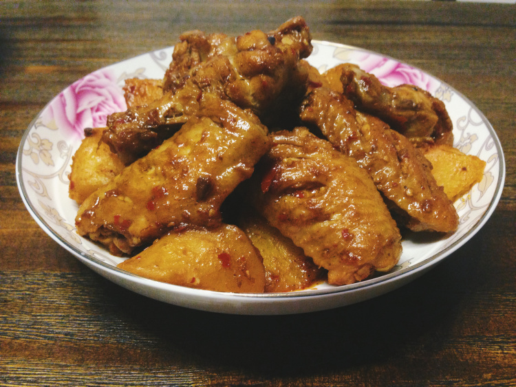 麻辣土豆烧鸡翅步骤5