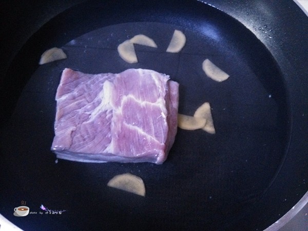 老干妈回锅肉步骤2