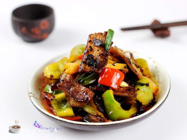 老干妈回锅肉步骤8