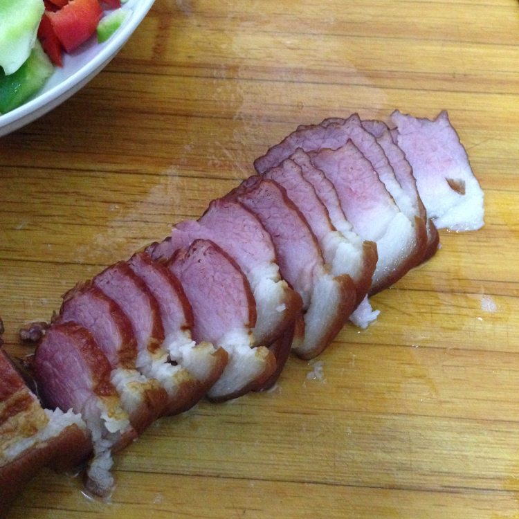 青椒炒腊肉步骤3