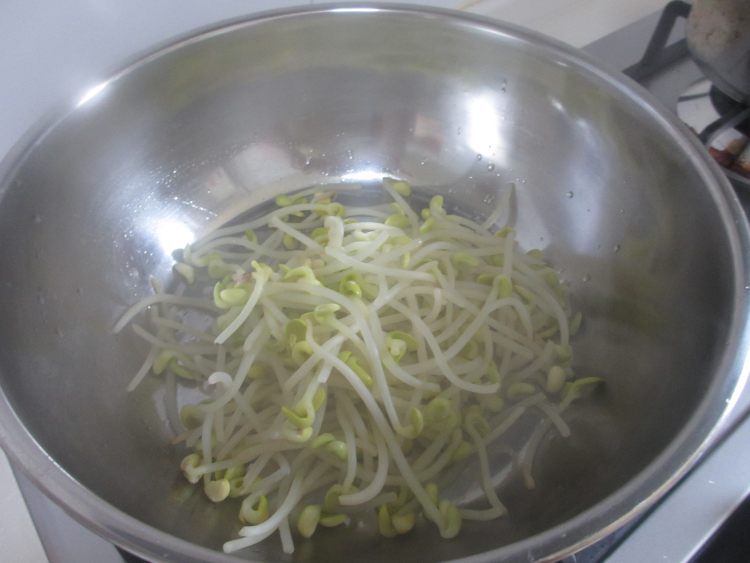 麻辣水煮鱼片步骤7