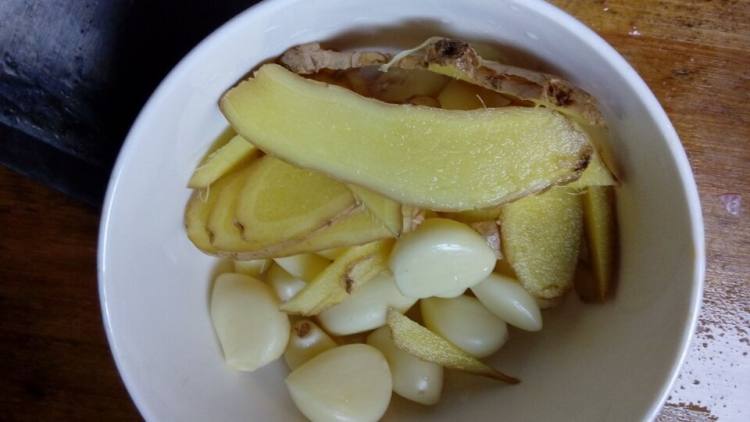 白萝卜烧牛肉步骤4