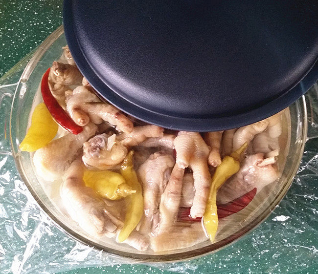 【手工美食】泡椒凤爪步骤12