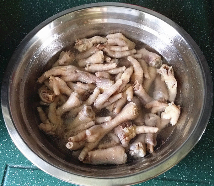 【手工美食】泡椒凤爪步骤9