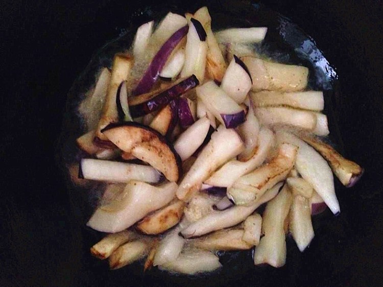 茄子烧豆角步骤6