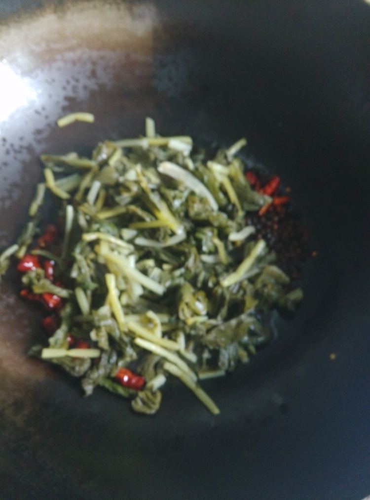香辣酸菜肉片步骤5