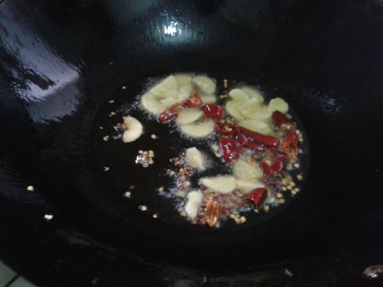 【手工美食】水煮肉片步骤9