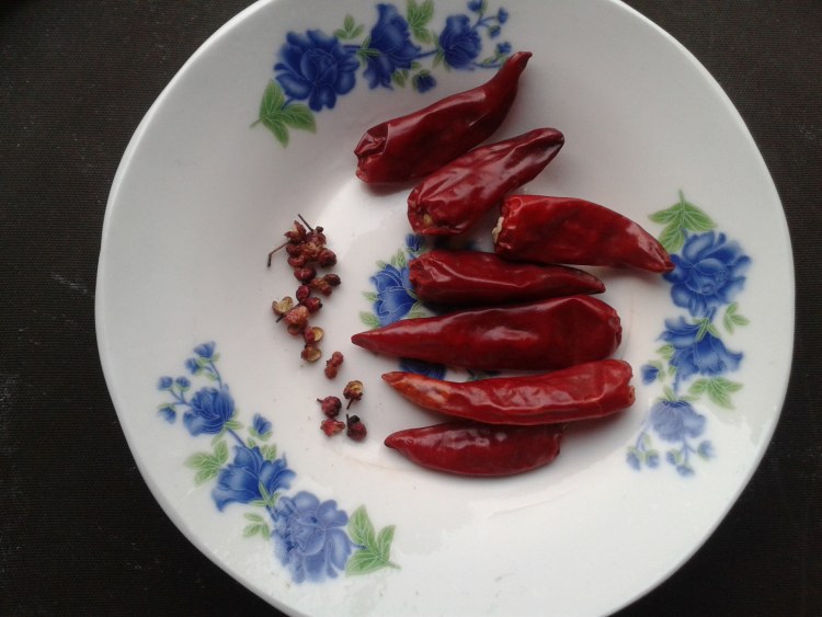 【手工美食】麻辣粉条步骤4