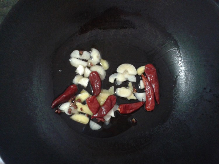 【手工美食】麻辣粉条步骤6