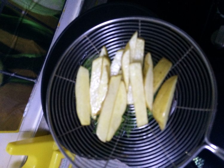 蒜薹土豆小炒肉步骤4