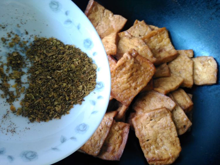 麻辣卤干步骤10