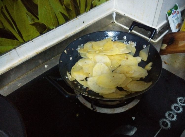 干锅土豆片步骤5