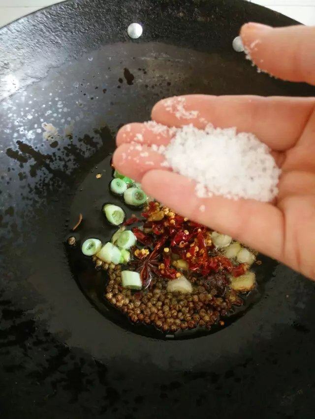 川味爬虾步骤11