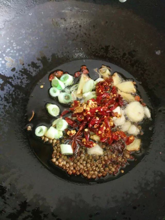 川味爬虾步骤10