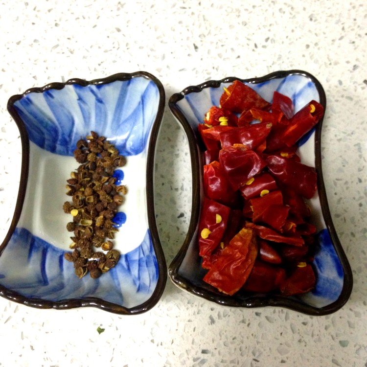 酸菜肉片步骤6