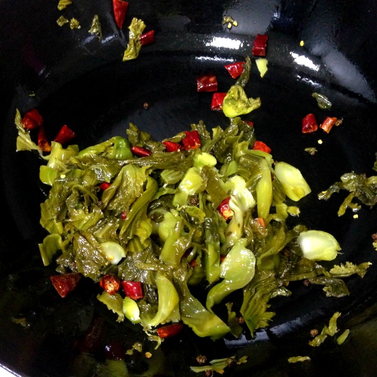 酸菜肉片步骤8
