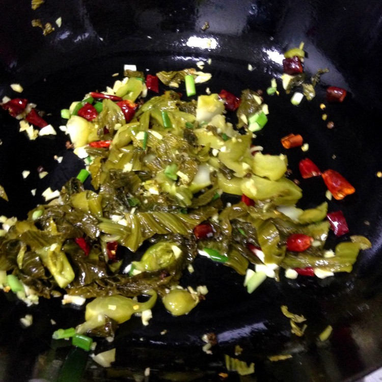 酸菜肉片步骤9