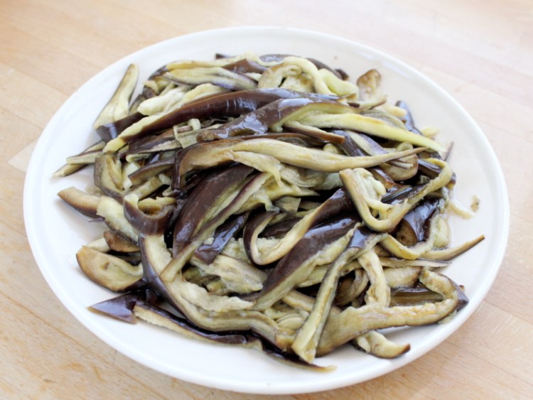 手撕鱼香茄子步骤5