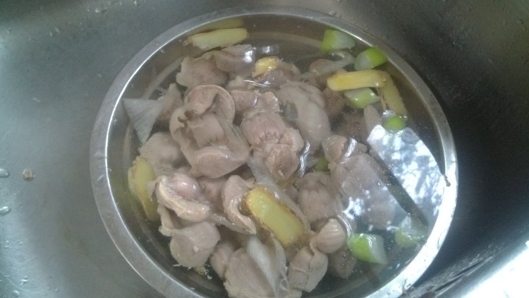 泡椒鸡胗步骤4