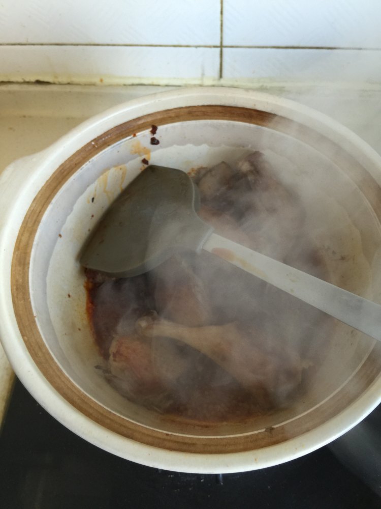 川味鸭腿炖土豆步骤7
