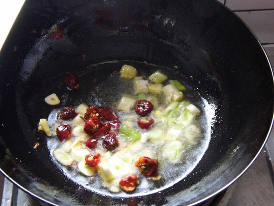 宫保鸡丁意大利面步骤7