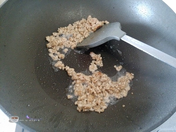 肉末干煸豆角步骤7