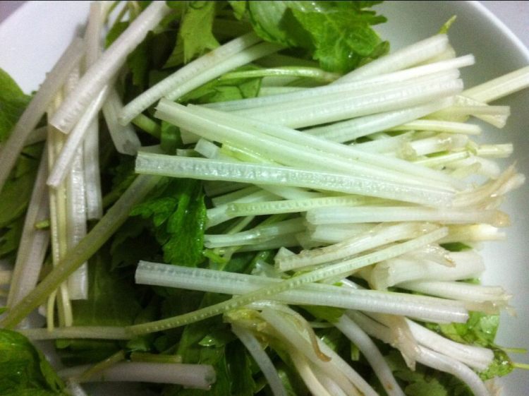 酸辣白菜鱼步骤4