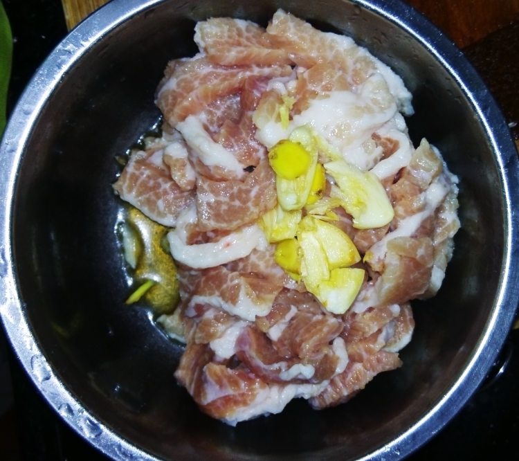 川味脆香酥肉步骤5