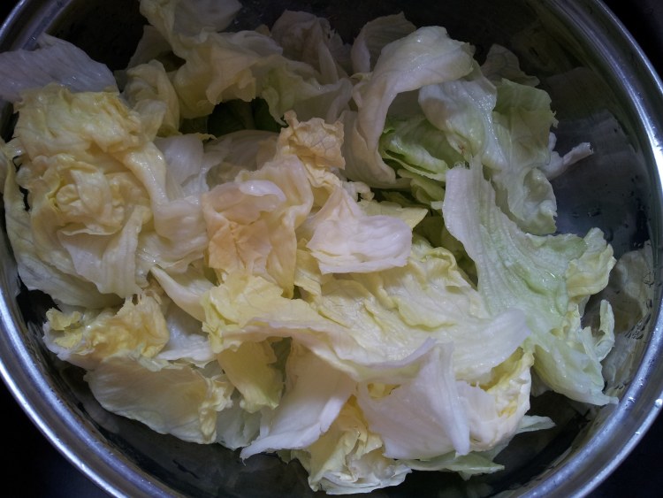 剁椒卷生菜步骤2