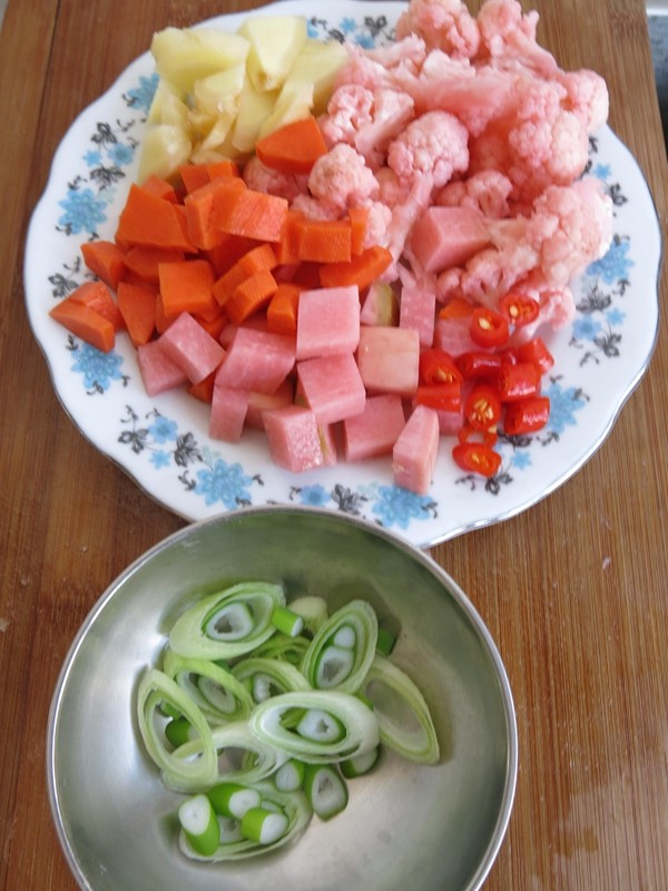 泡菜炒肉步骤3