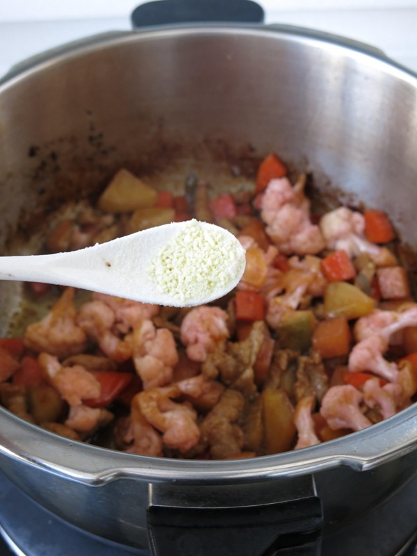 泡菜炒肉步骤9